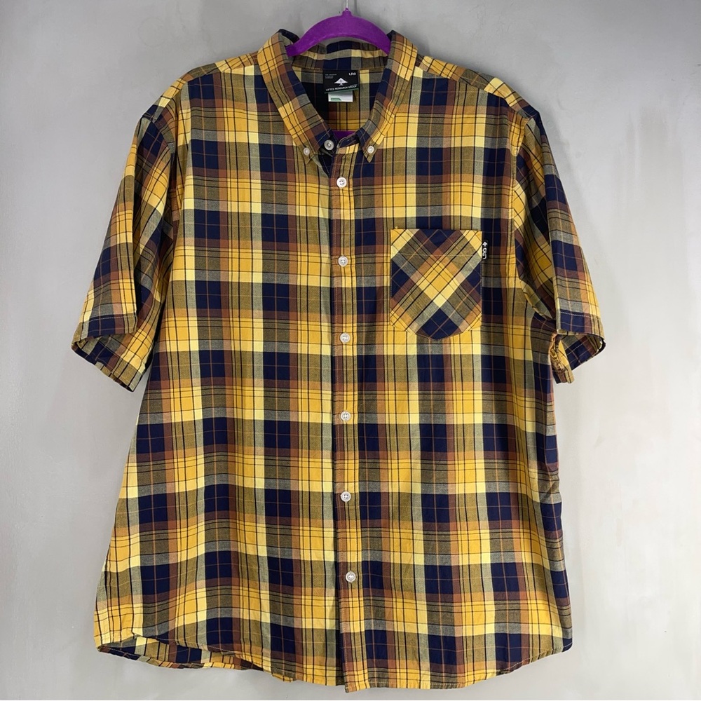 LRG Lifted Research Group Mens XL Button-up shirt Yellow and Blue Plaid Shirt